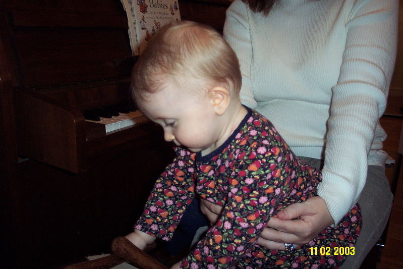 Hannah on the drum (1)